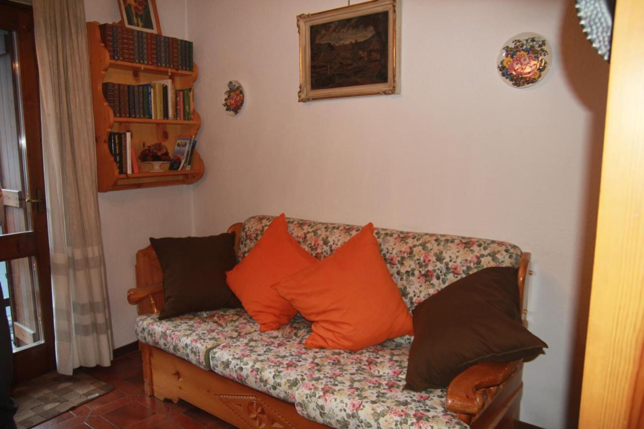 L'Atelier Du Temps - La Petite Maison De Pepa La Salle Dış mekan fotoğraf
